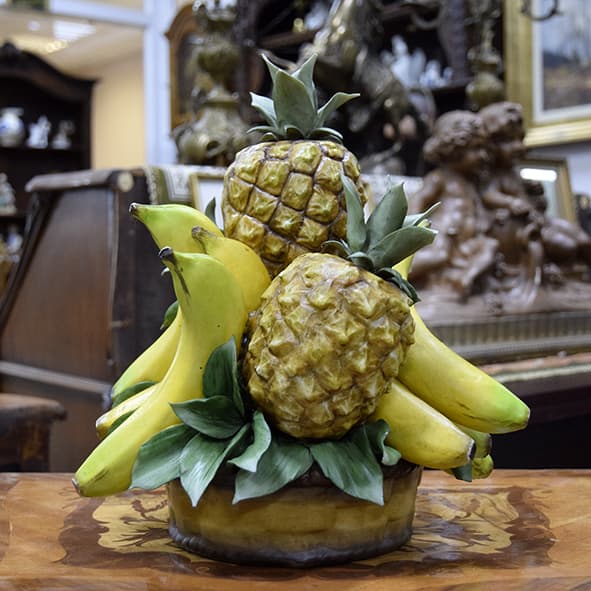 Корзинка с тропическими фруктами Dea Capodimonte